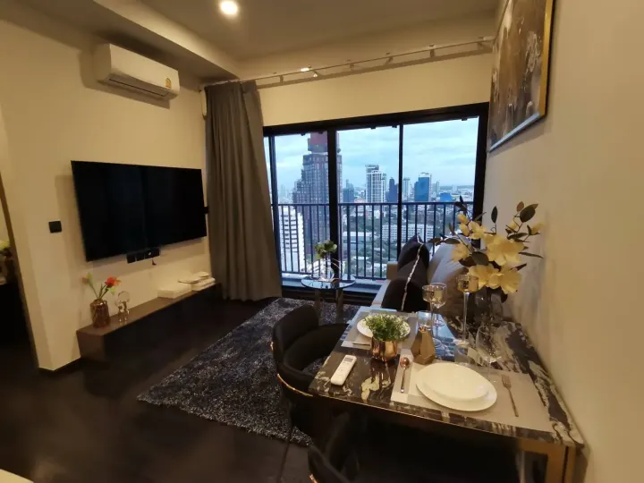 Property photos for Park Origin Thonglor