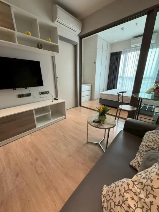 Property photos for Whizdom Station Ratchada - Thapra