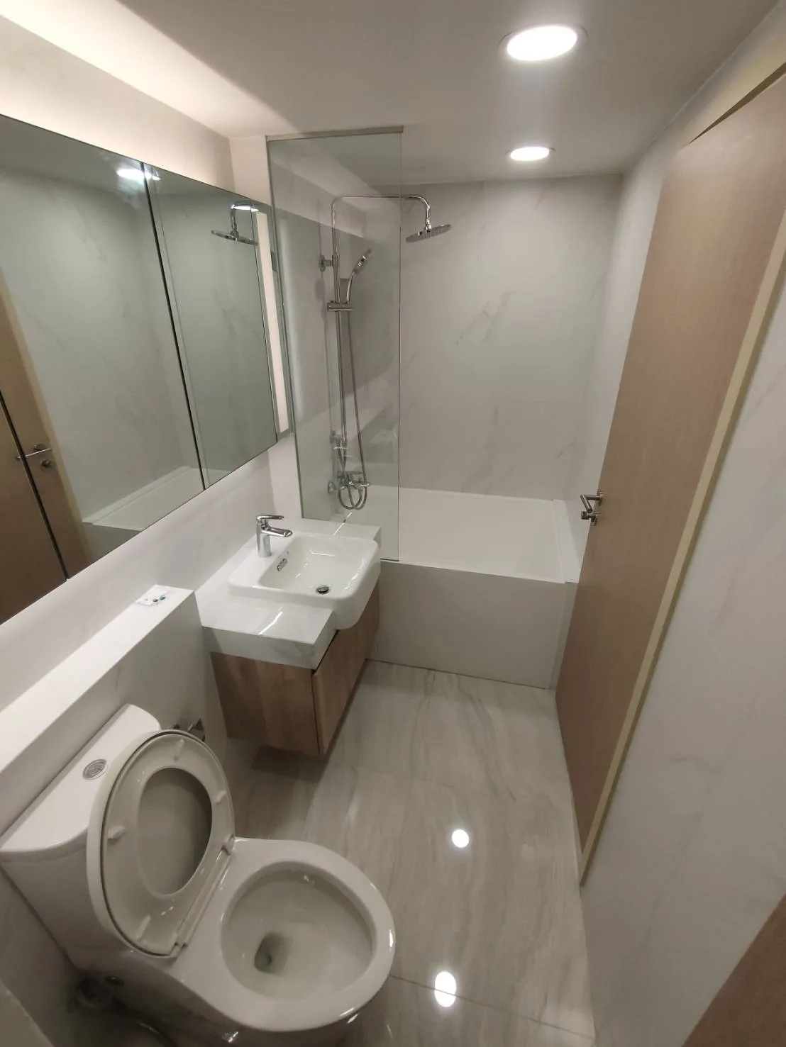 Property photos for Walden Asoke
