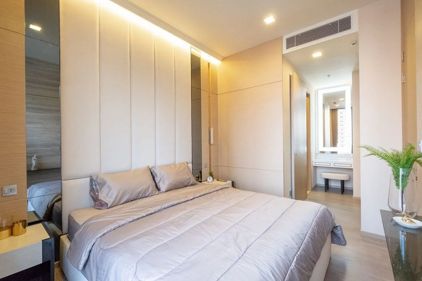 Property photos for The Esse Asoke
