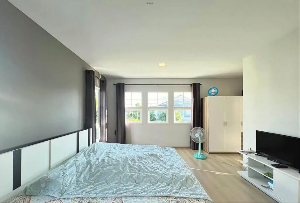 Property photos for Chaiyaphruek ChatuChot-Watcharapol