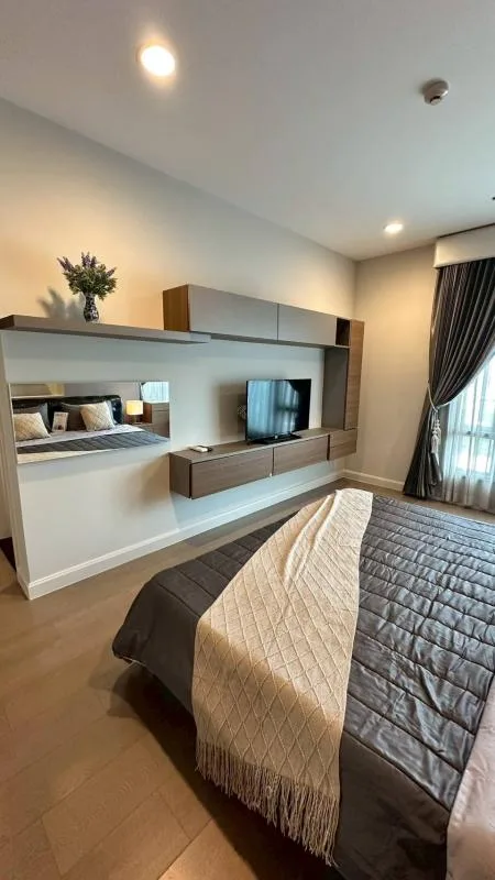 Property photos for The Crest Sukhumvit 34