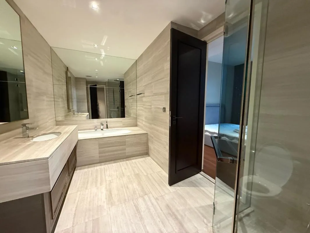 Property photos for The Diplomat 39