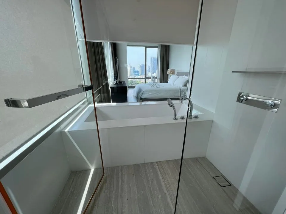 Property photos for 185 Rajadamri