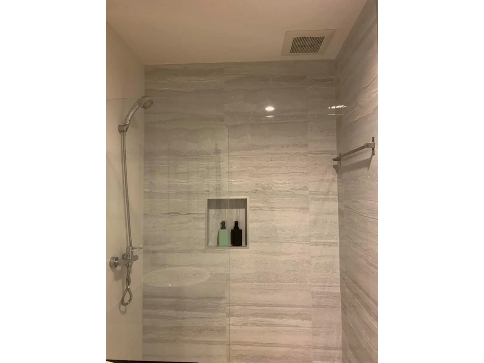 Property photos for Noble Lite