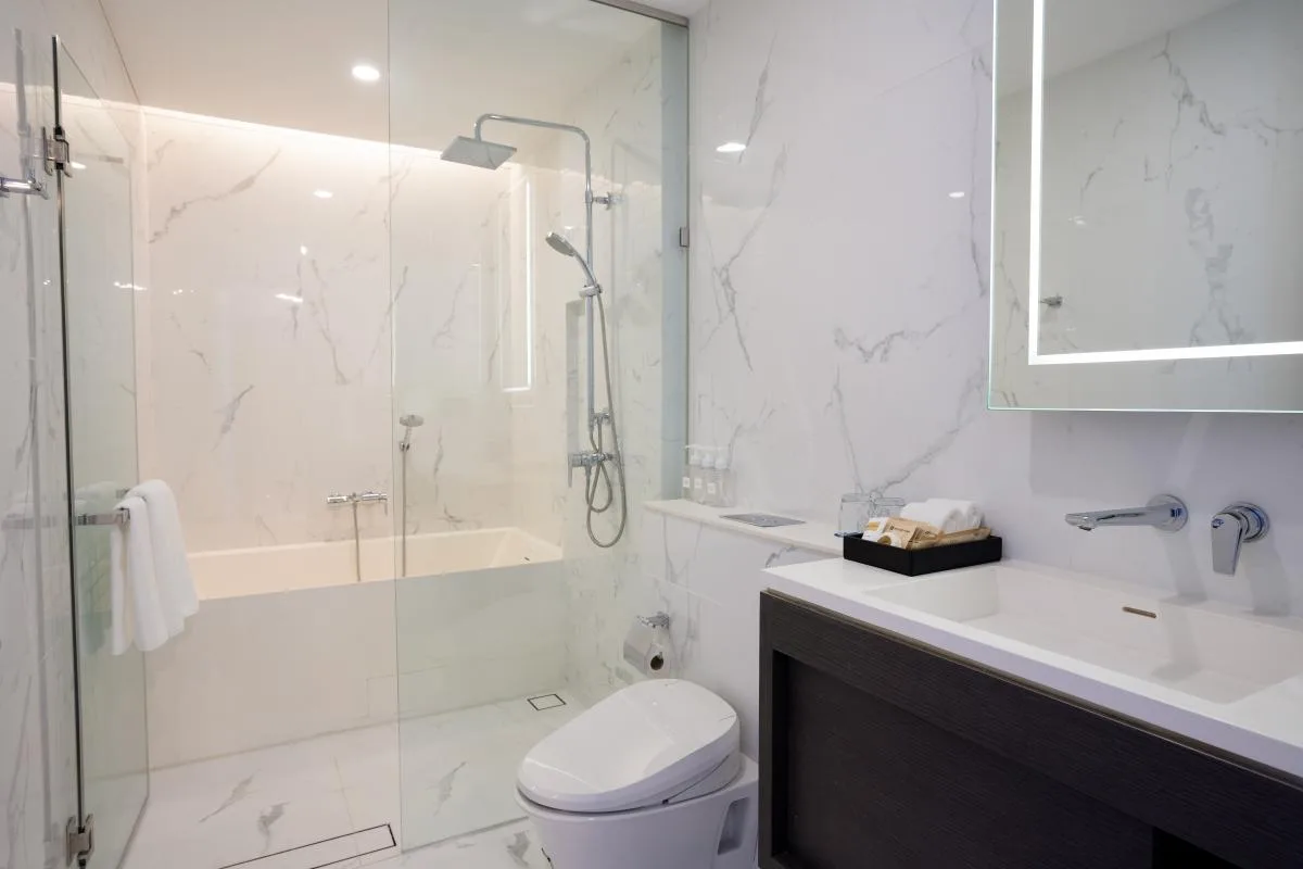Property photos for Siamese Exclusive Queens
