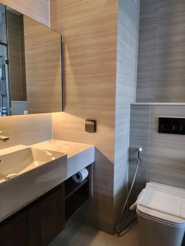 Property photos for Park Origin Thonglor