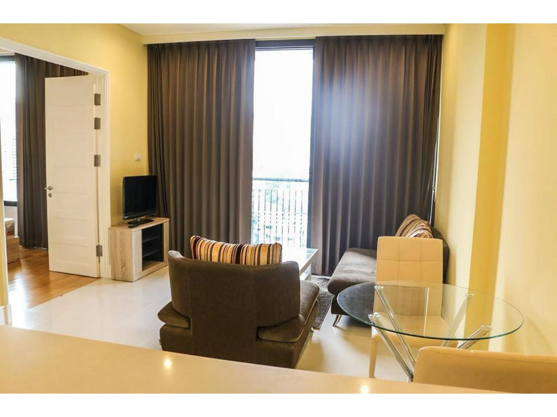Property photos for Aguston Sukhumvit 22