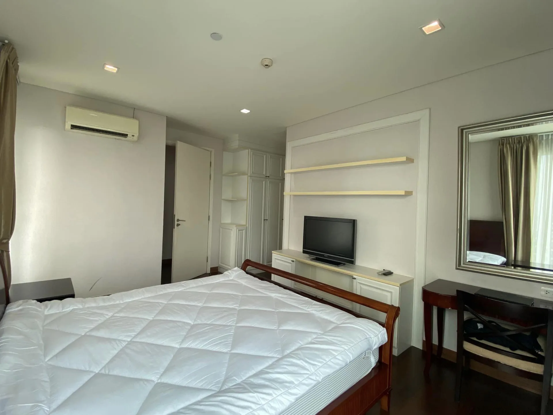 Property photos for Ivy Thonglor