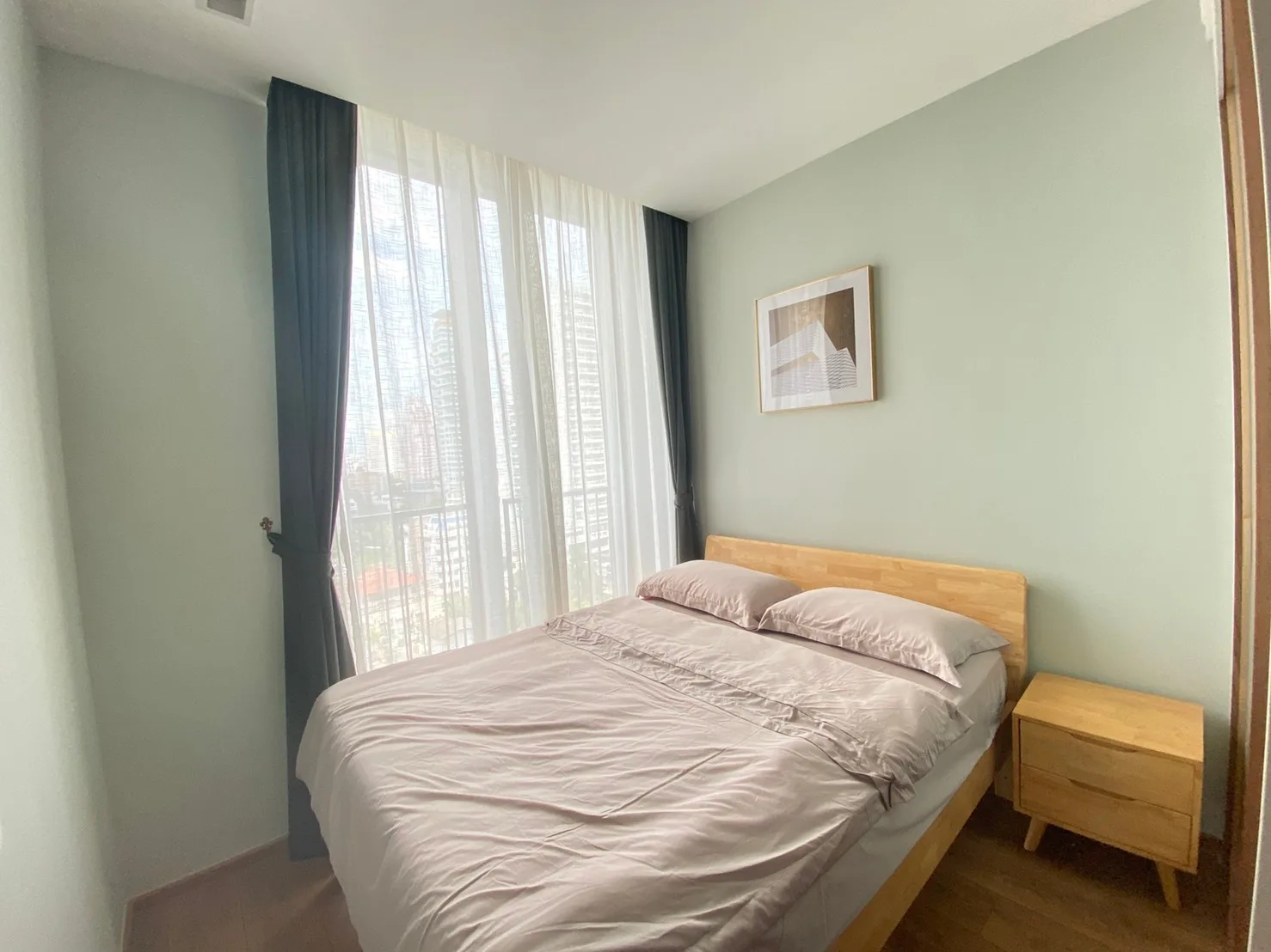 Property photos for Noble BE 33