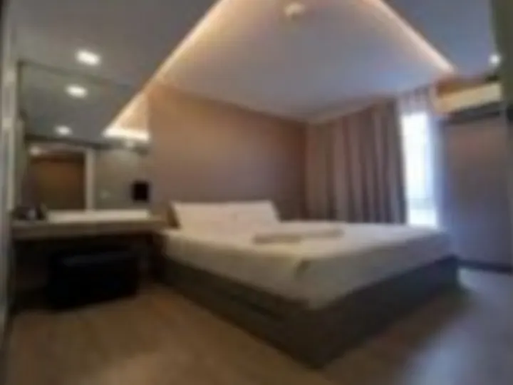 Property photos for Dazzle Sukhumvit 7