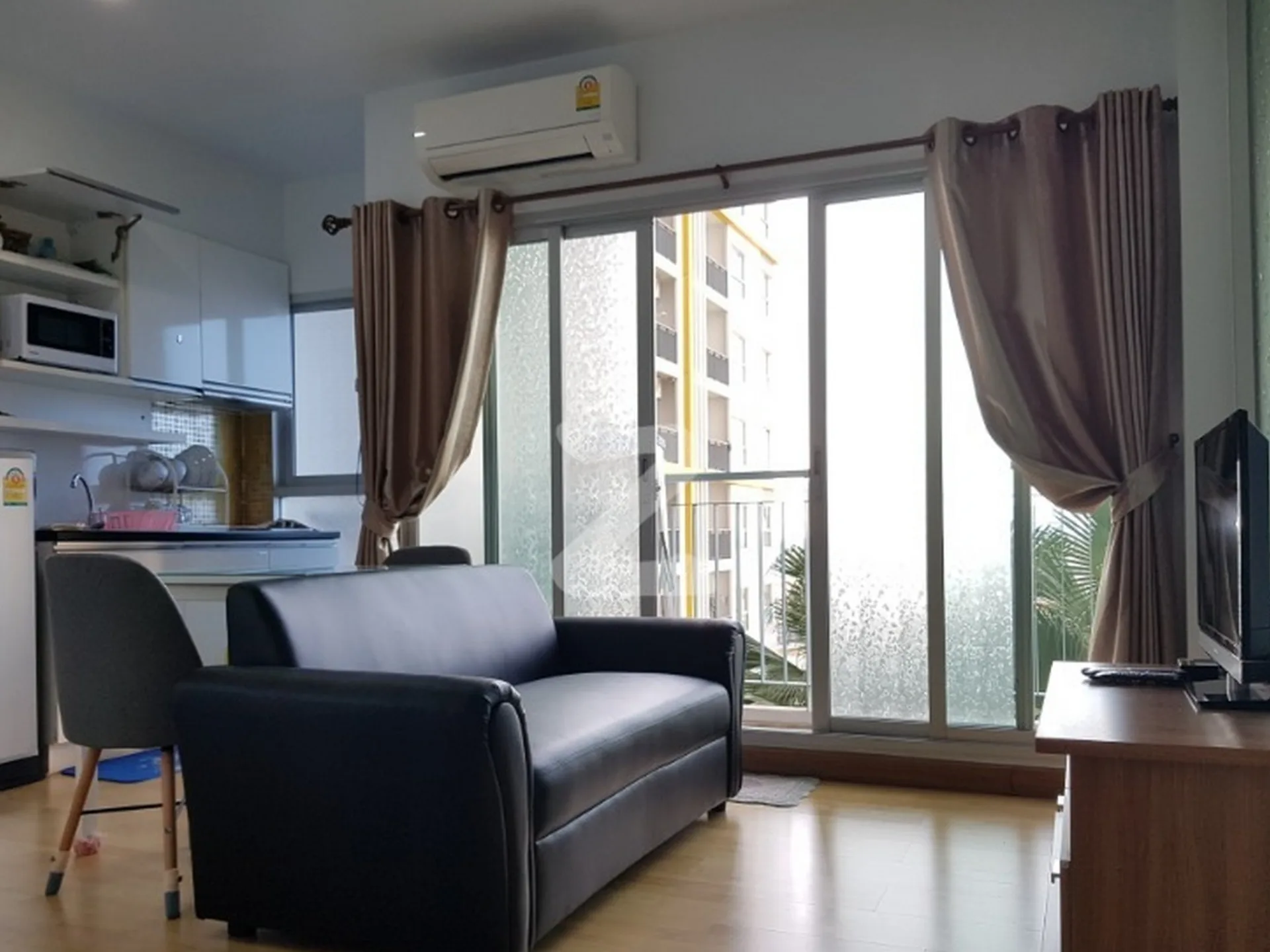 Property photos for The Parkland Taksin - Thapra