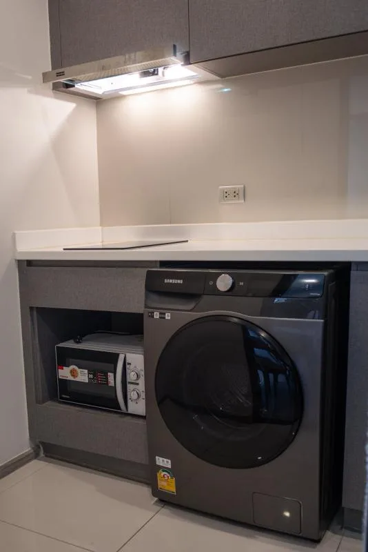 Property photos for Life Asoke Hype