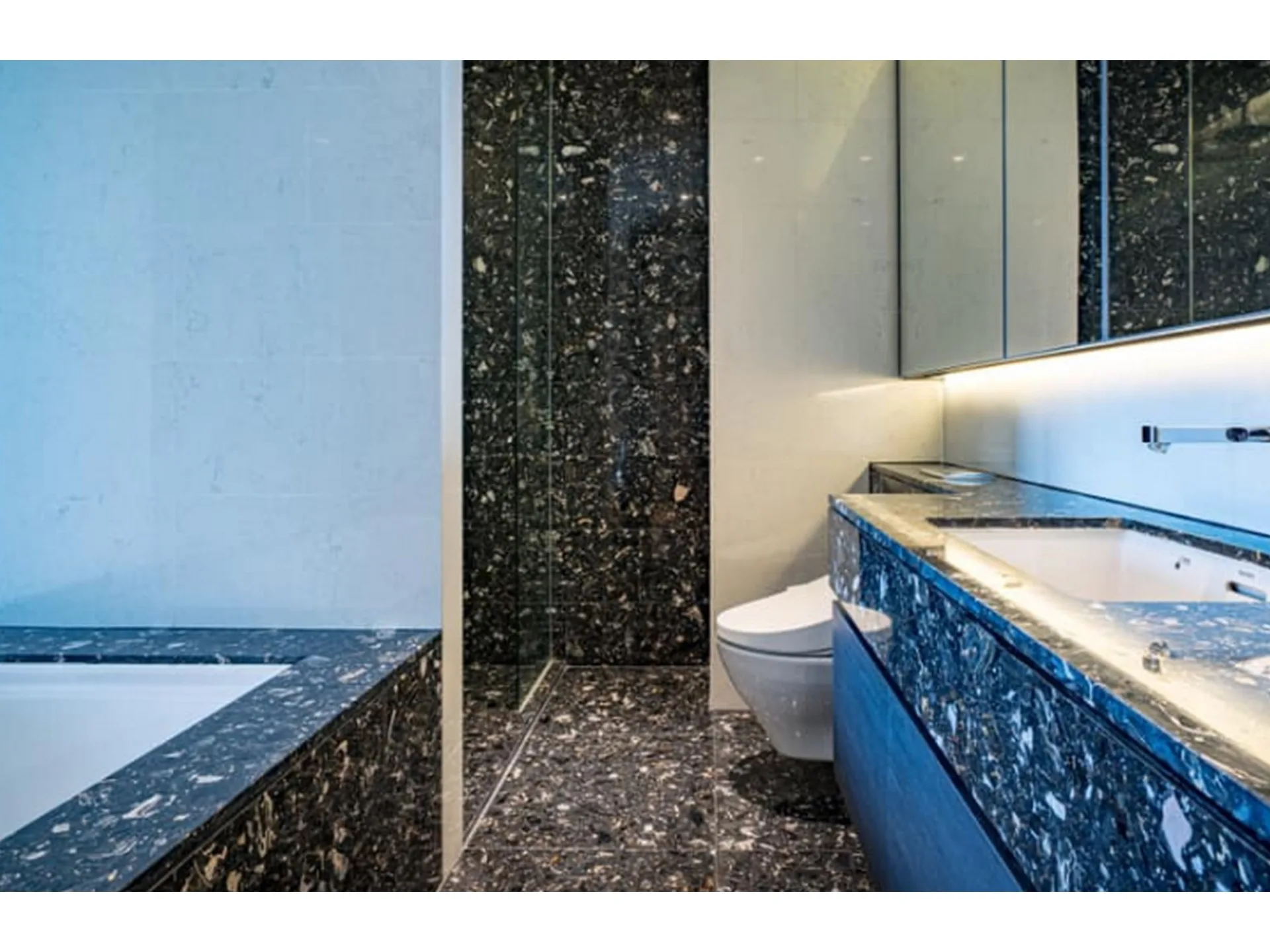 Property photos for BEATNIQ Sukhumvit 32