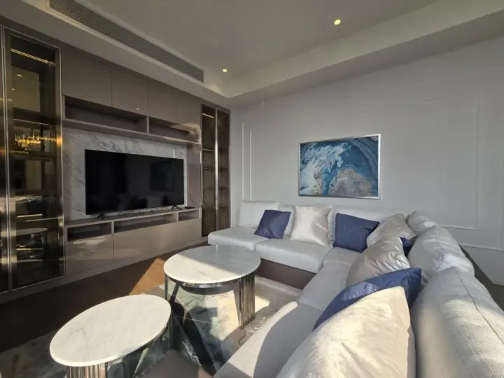 Property photos for Muniq Langsuan