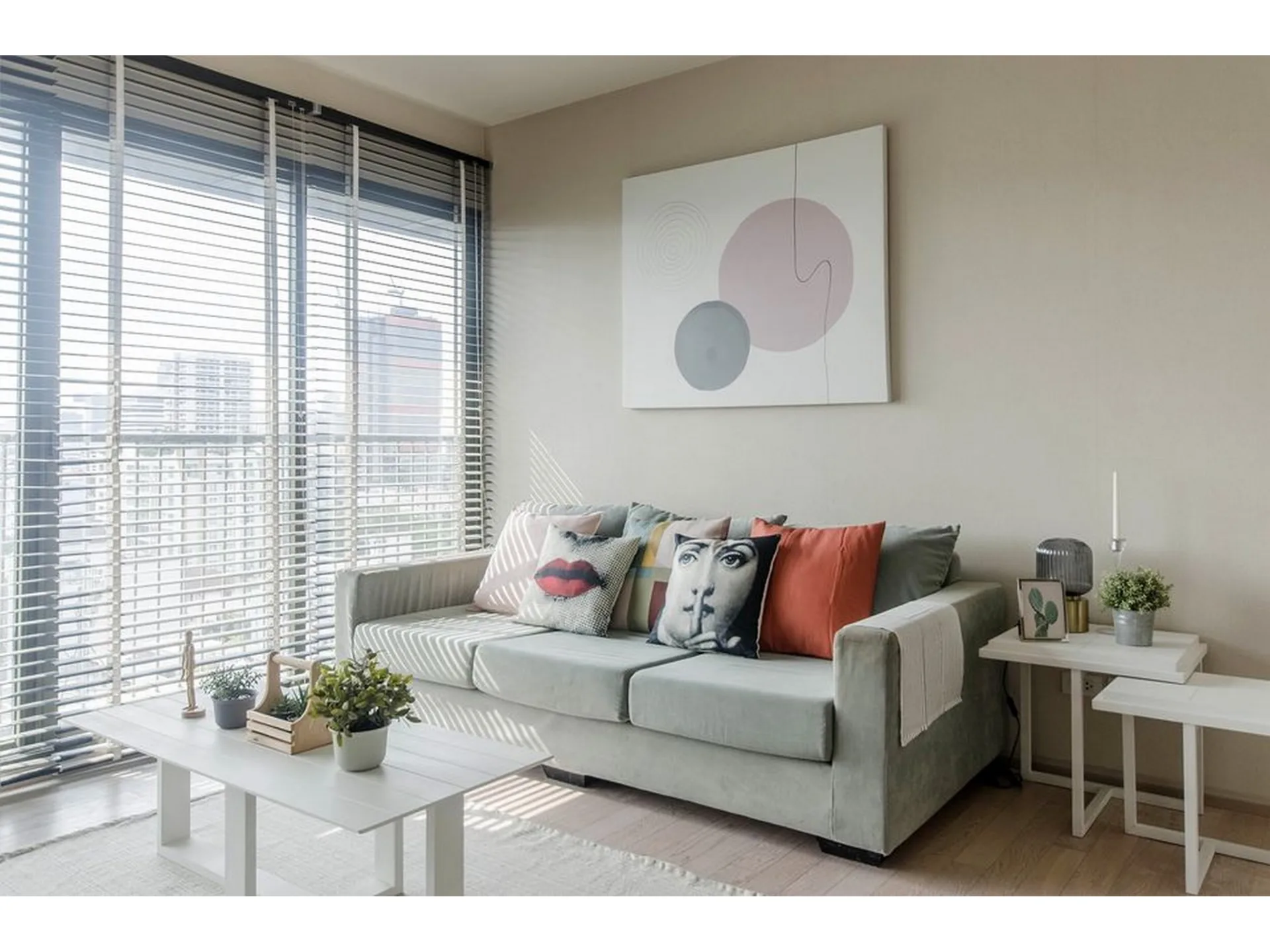 Property photos for Noble Solo