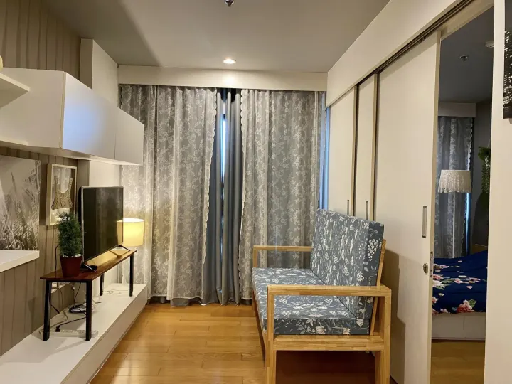 Property photos for Blocs 77