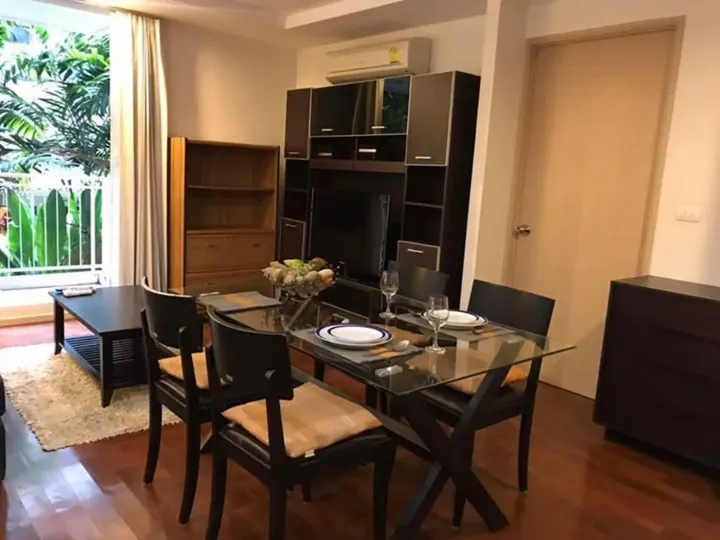 Property photos for Siri On 8