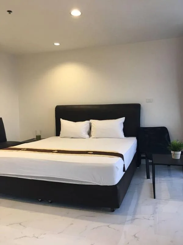 Property photos for The Waterford Diamond