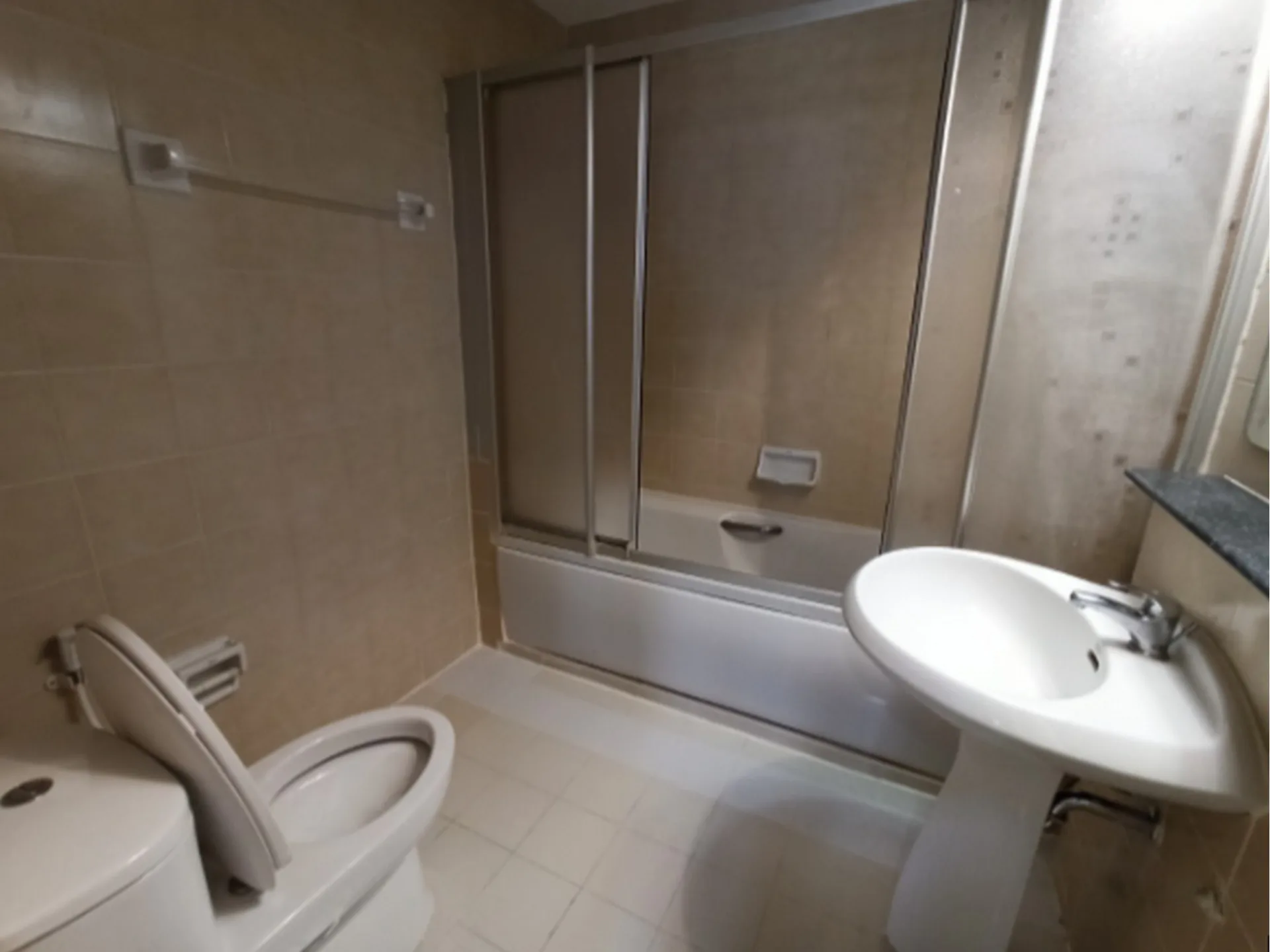 Property photos for The Waterford Diamond