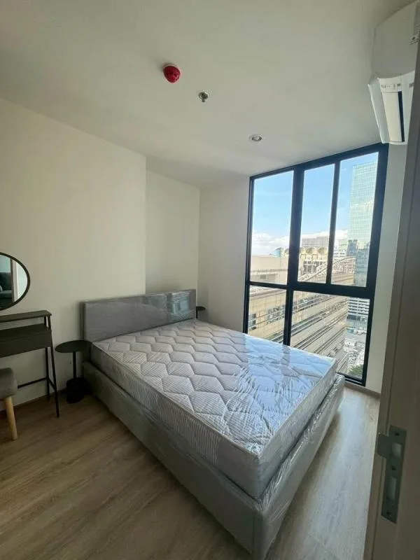Property photos for Nue District R9