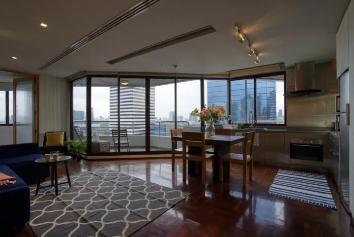 Property photos for Lake Avenue 16