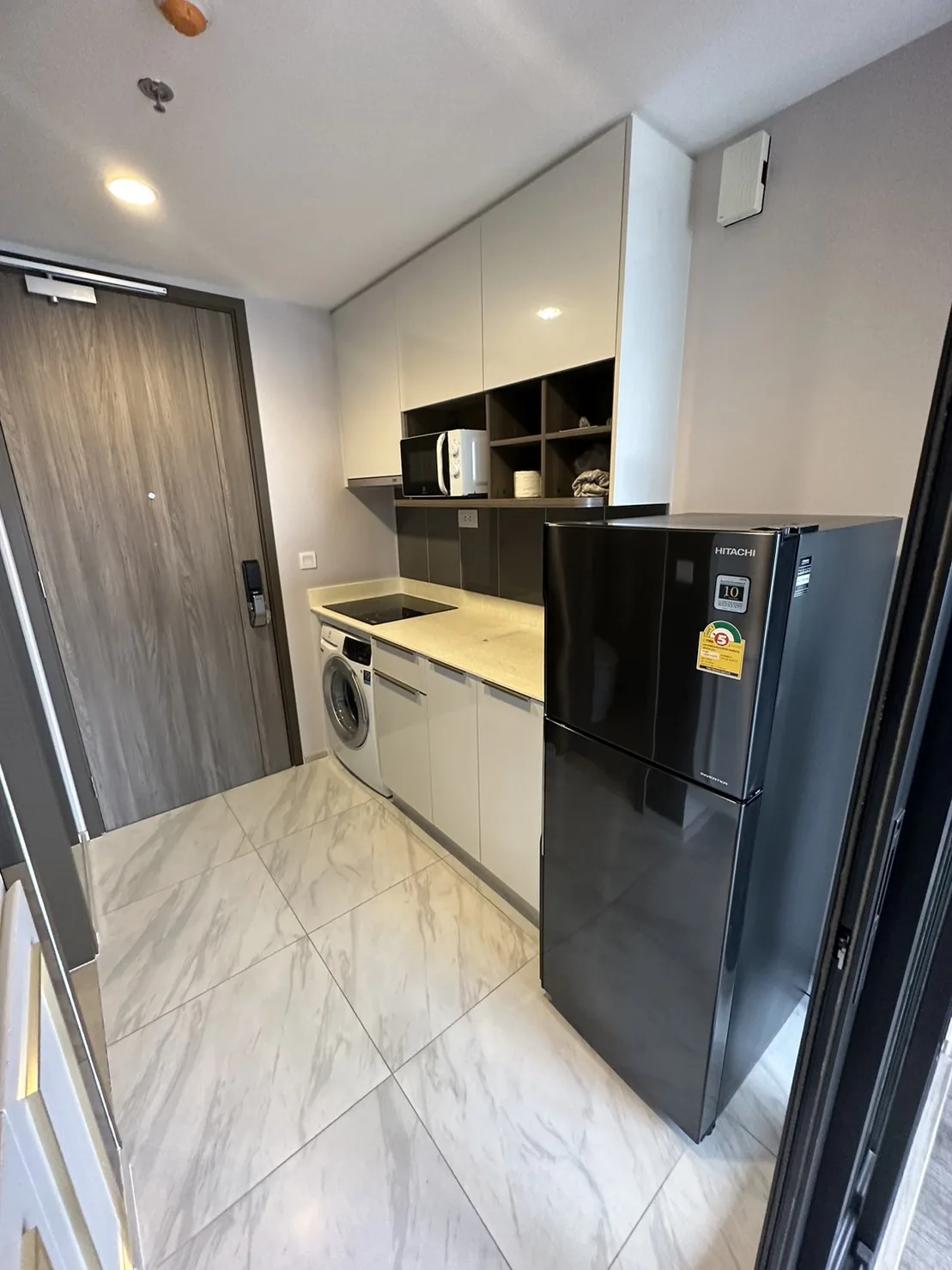 Property photos for Ideo Mobi Asoke