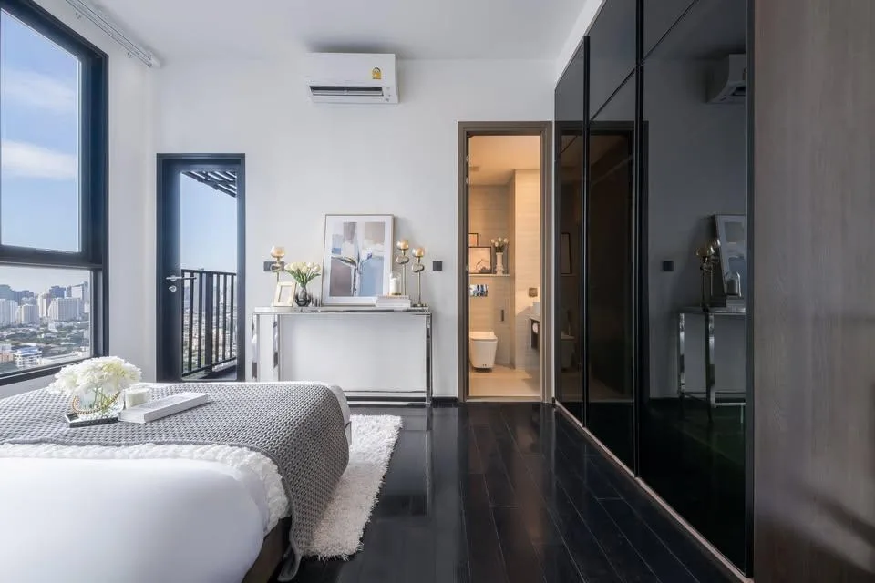 Property photos for Park Origin Thonglor